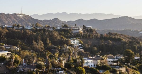 Construction Claim & Contractor Licensure, Hollywood, CA