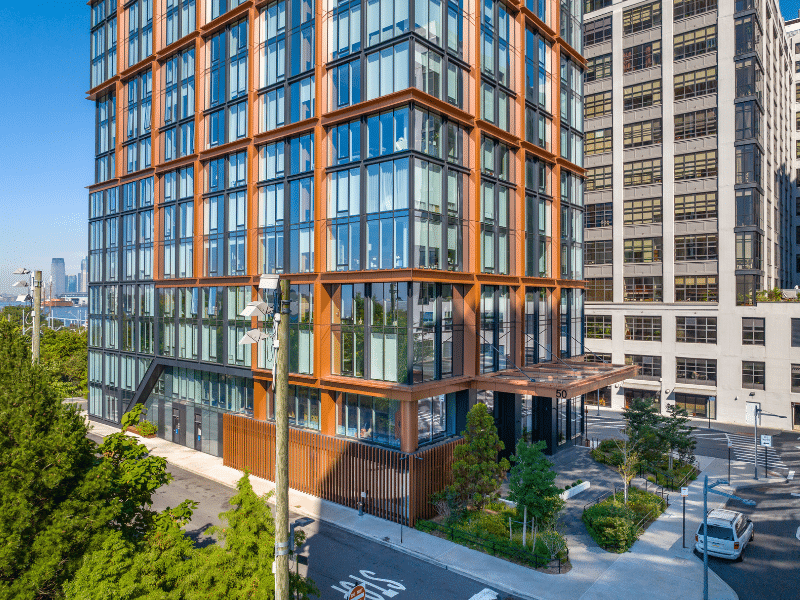 Pier 6 Brooklyn Bridge Park Apartments header