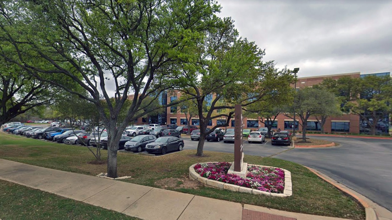 Lakeview Plaza & Quarry Lake Business Center