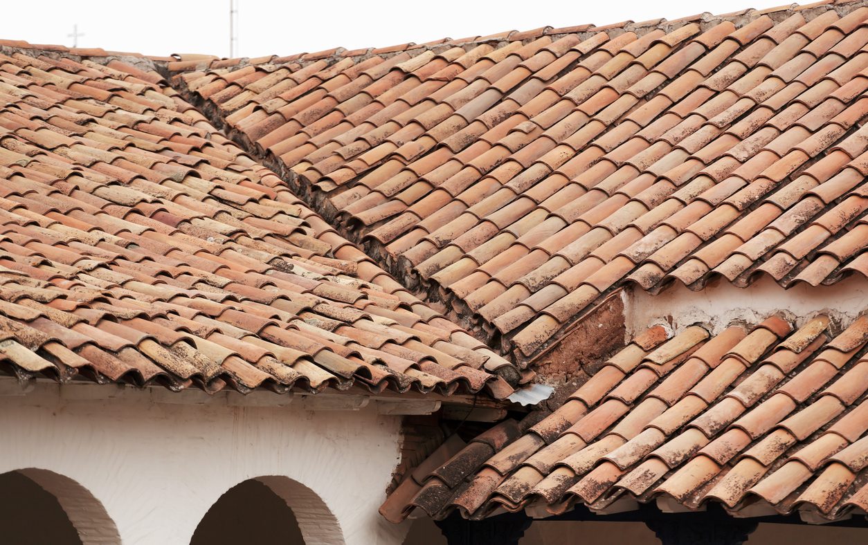 clay tile roof installation