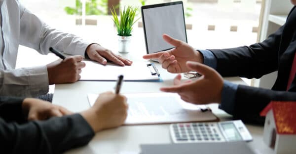 consultants at desk