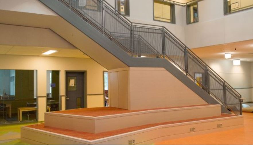 Alma del Mar Charter School header