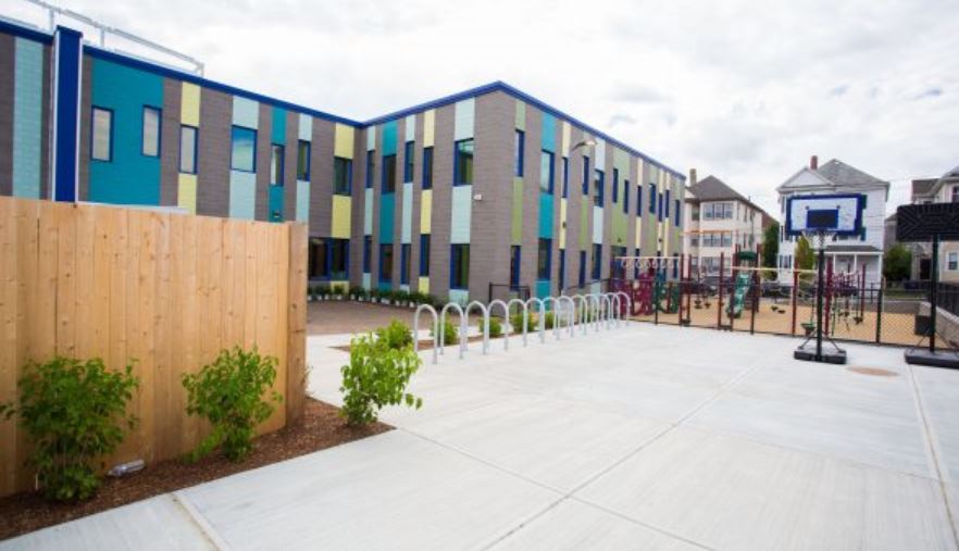Alma del Mar Charter School header