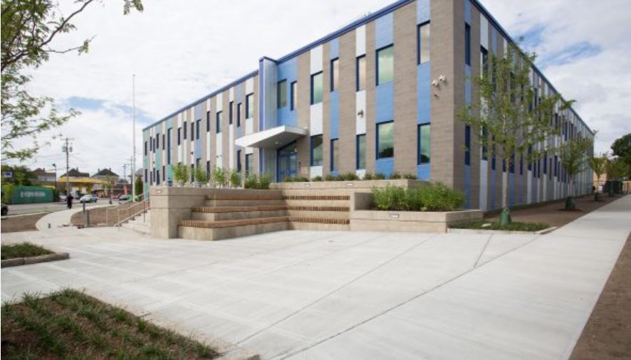 Alma del Mar Charter School header
