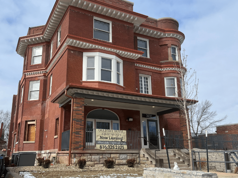 Construction Management for Oglesby Hotel Apartments in Kansas City header