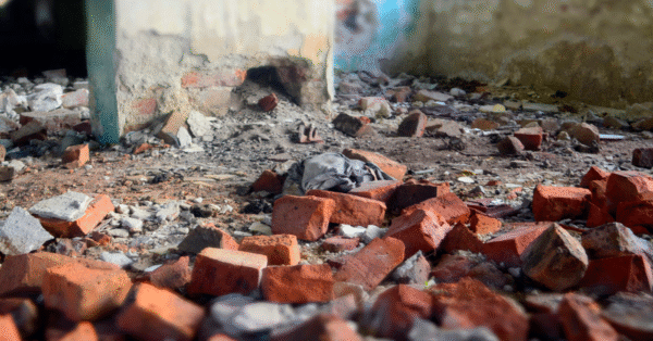 dangerous-building-structural-collapse-forensic-engineering.