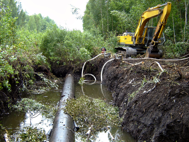 xcavator-gas-pipeline-repair-water-filled-pit-construction-site-stock